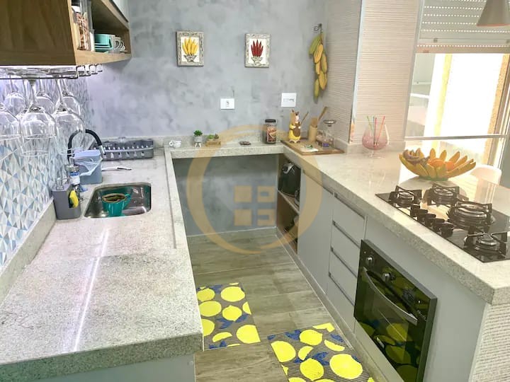 Apartamento Frente ao Mar nas Pitangueiras, Guarujá - SP