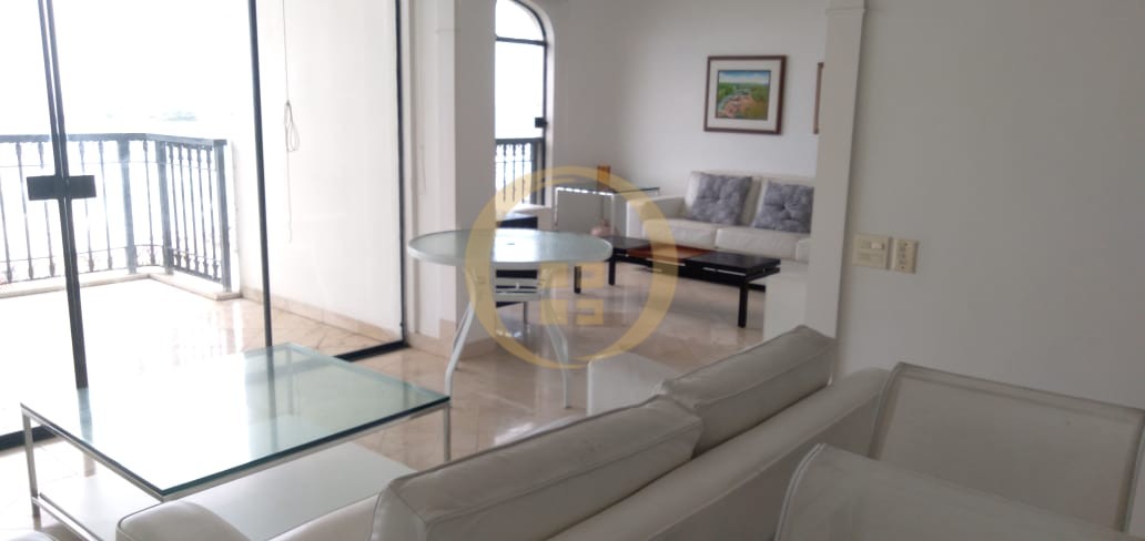 Apartamento Frente ao Mar nas Pitangueiras, Guarujá - SP