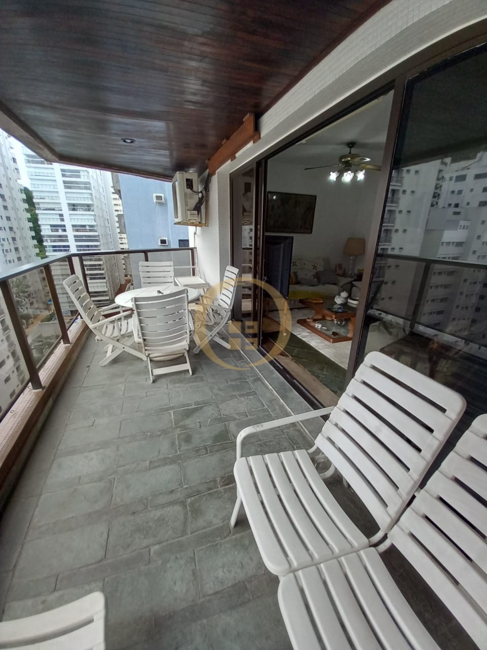 Apartamento GUARUJÁ - SP