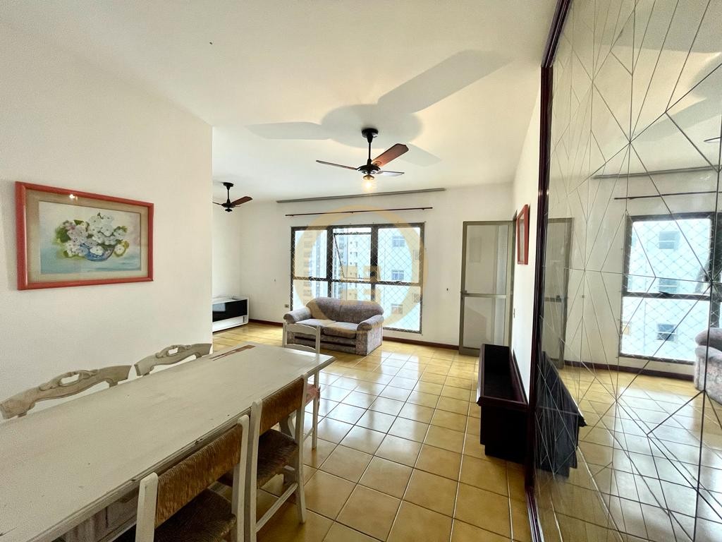 Apartamento na Praia das Pitangueiras, Guarujá - SP