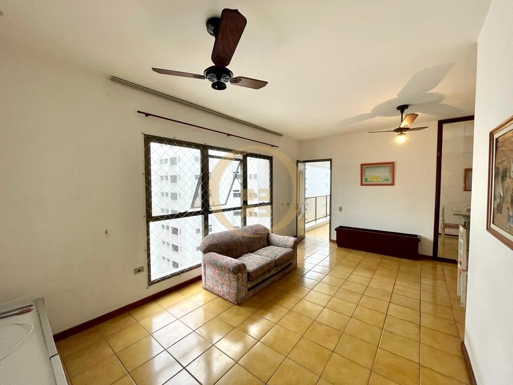 Apartamento na Praia das Pitangueiras, Guarujá - SP