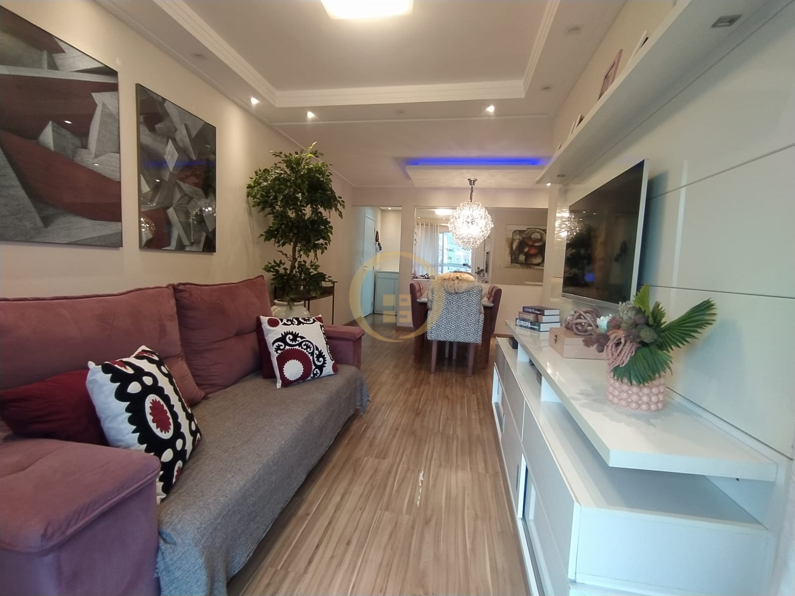 Apartamento na Praia das Astúrias, Guarujá - SP