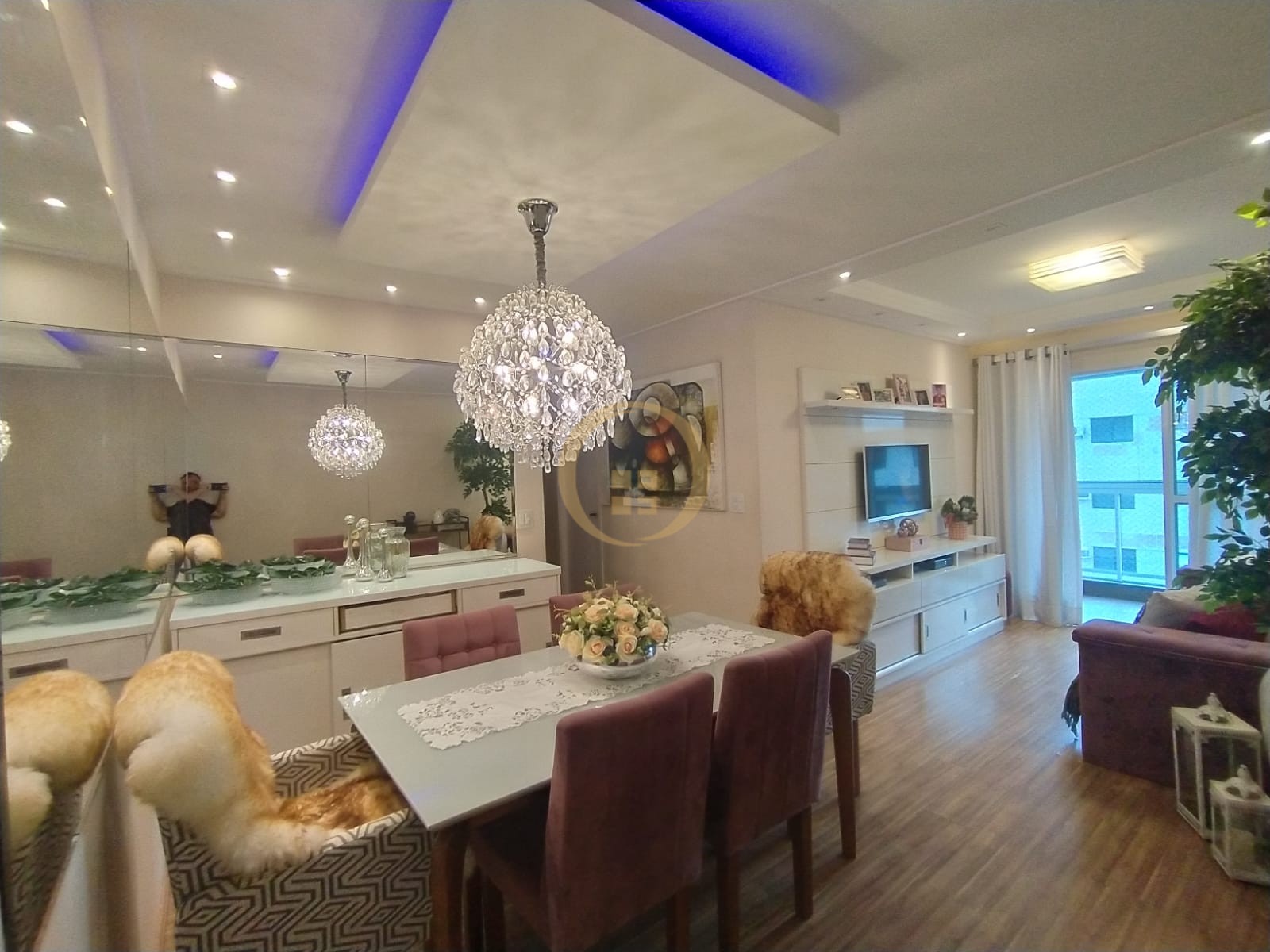 Apartamento na Praia das Astúrias, Guarujá - SP