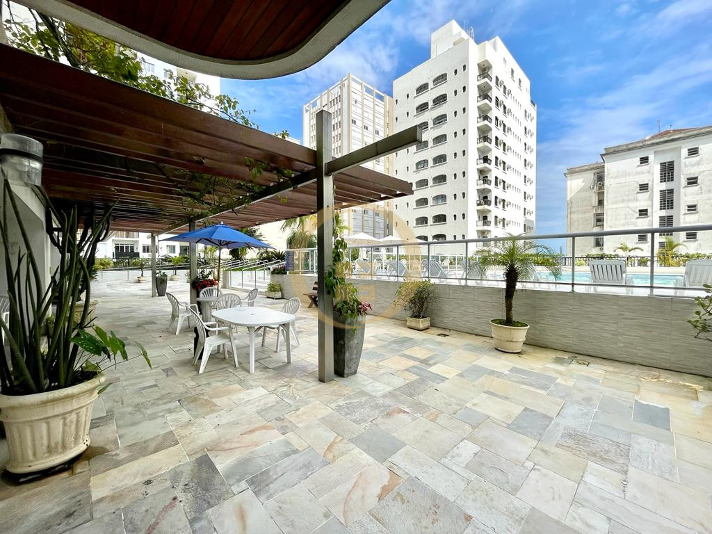 Apartamento na Praia das Pitangueiras, Guarujá - SP