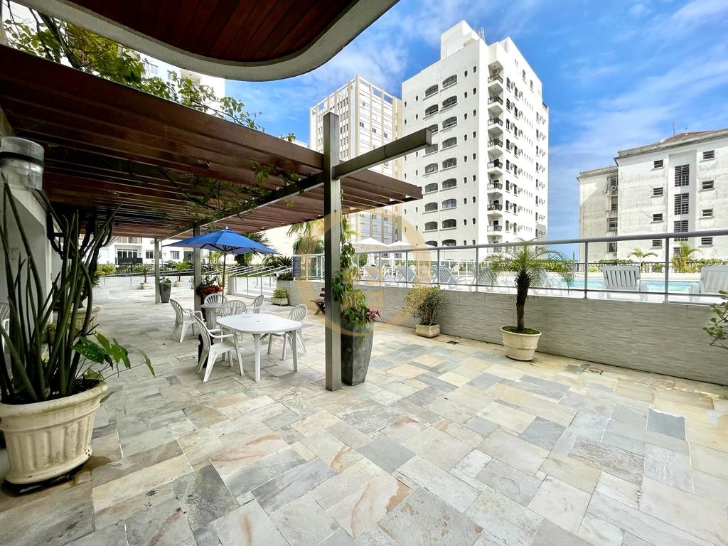 Apartamento na Praia das Pitangueiras, Guarujá - SP