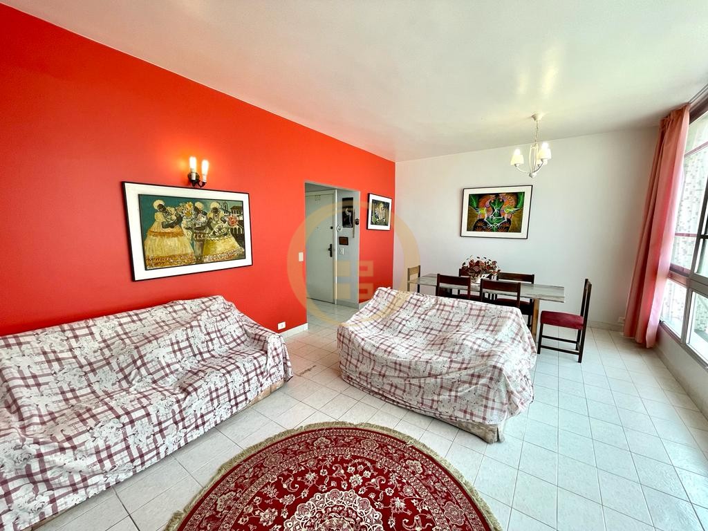 Apartamento na Praia das Pitangueiras, Guarujá - SP