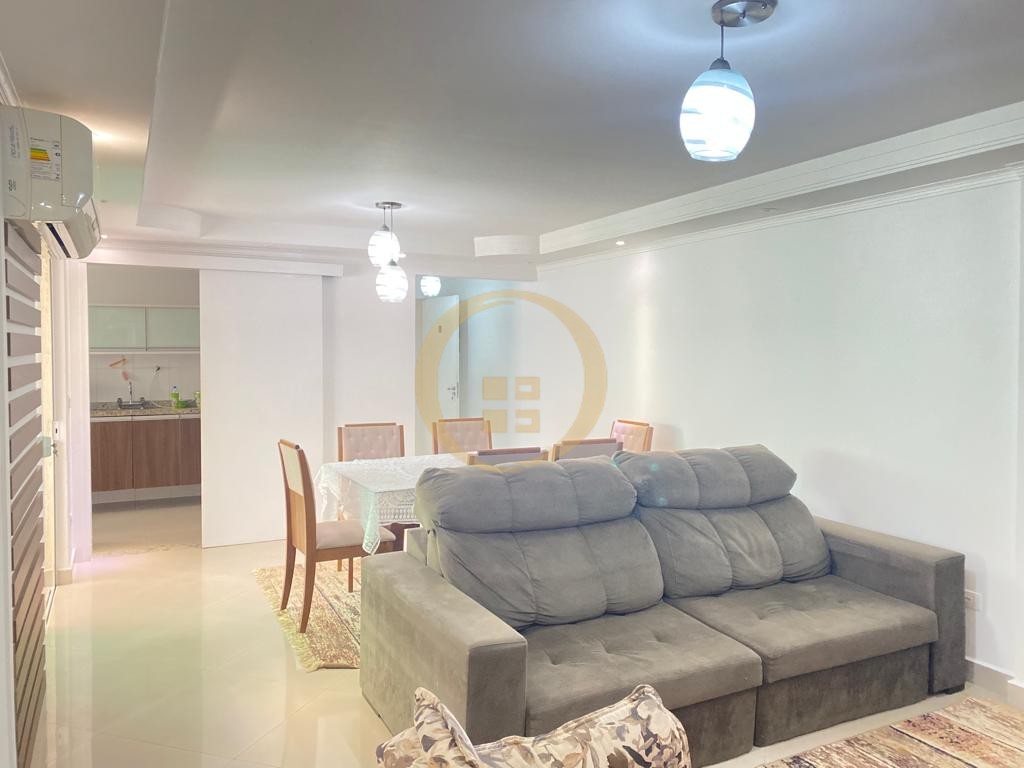 Apartamento na Praia das Pitangueiras, Guarujá - SP