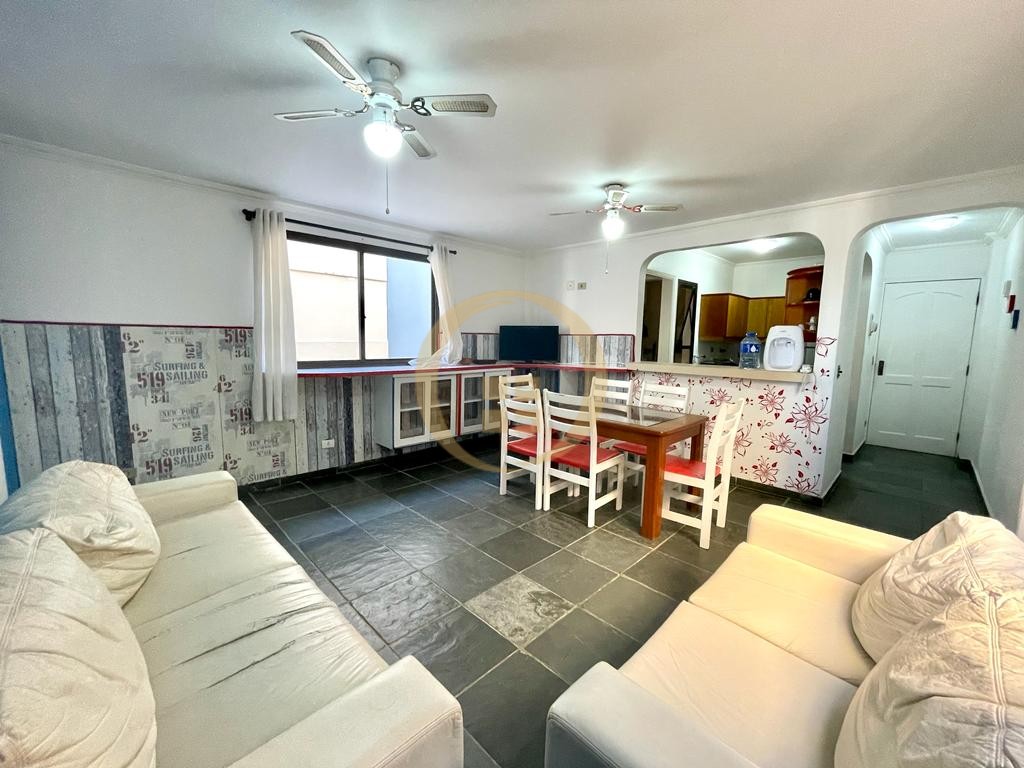Apartamento na Praia da Enseada, Guarujá - SP