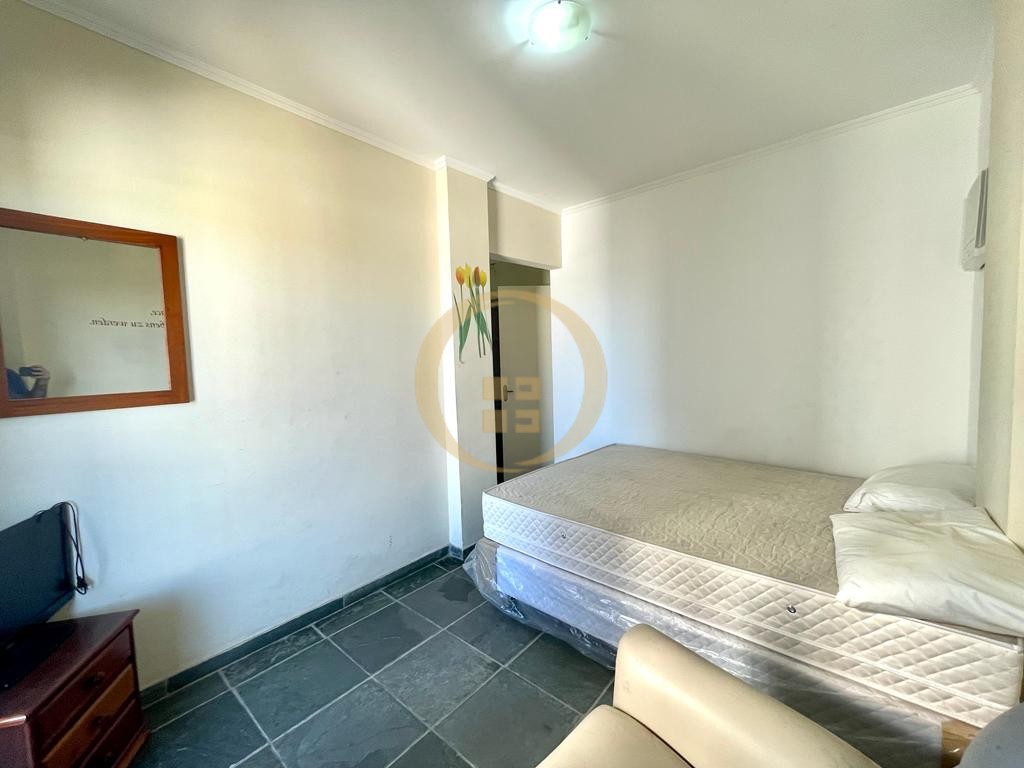 Apartamento na Praia da Enseada, Guarujá - SP