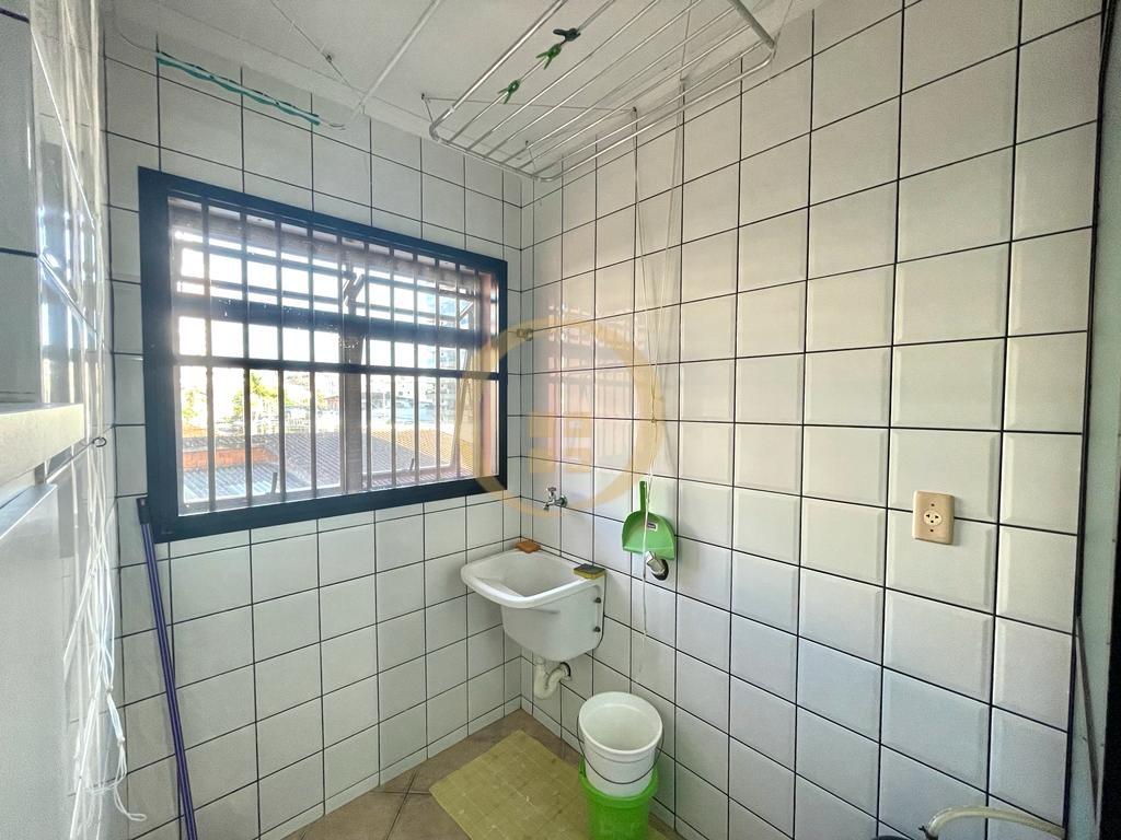 Apartamento na Praia da Enseada, Guarujá - SP