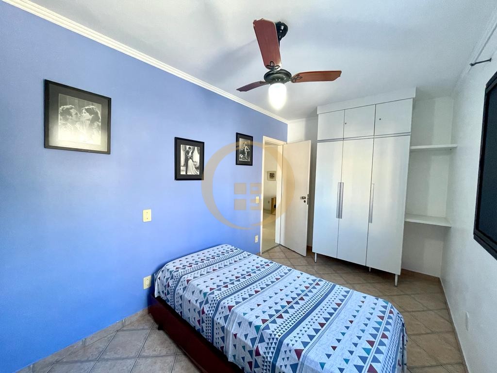 Apartamento na Praia da Enseada, Guarujá - SP
