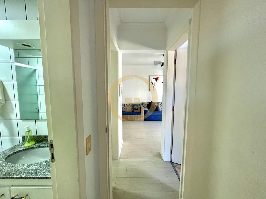 Apartamento na Praia da Enseada, Guarujá - SP