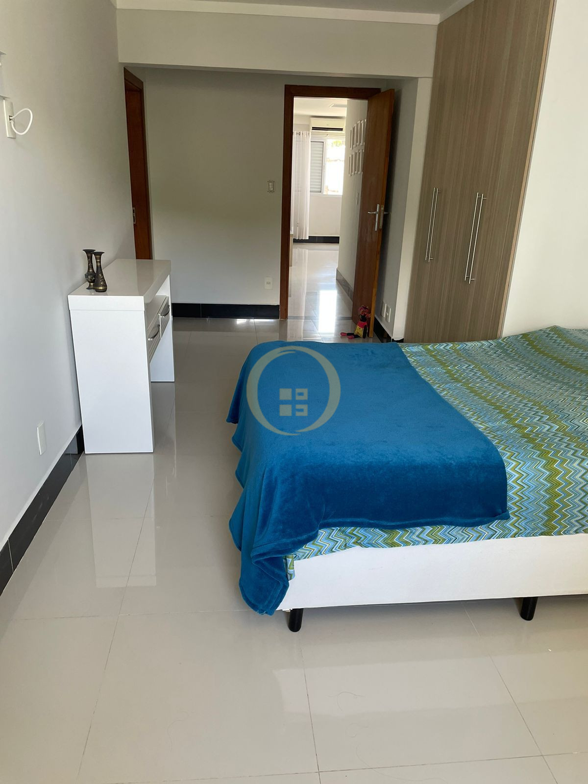 Apartamento-4-dormitorios-Jardim Las Palmas