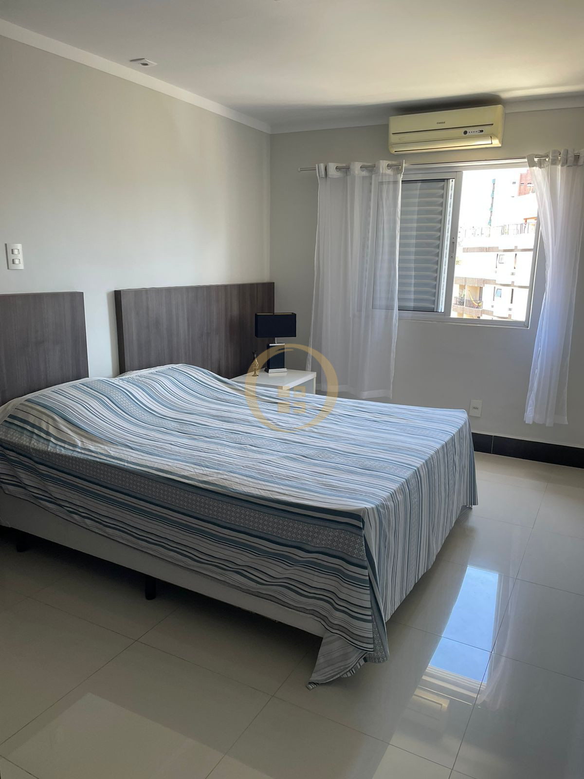 Apartamento-4-dormitorios-Jardim Las Palmas