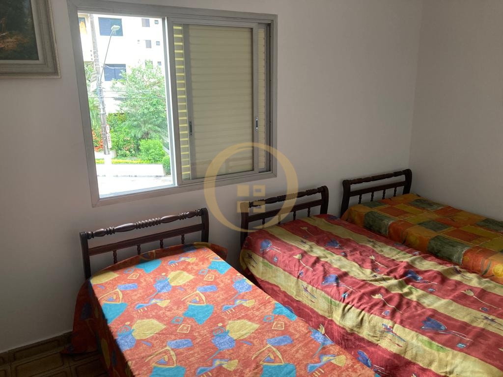 Apartamento na Praia da Enseada, Guarujá - SP