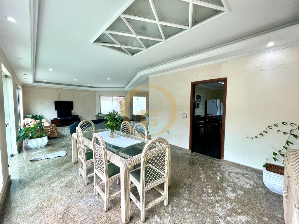 Casa em alvenaria GUARUJÁ - SP