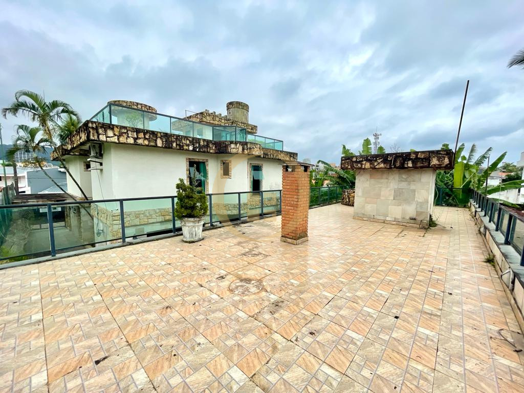 Casa em alvenaria GUARUJÁ - SP