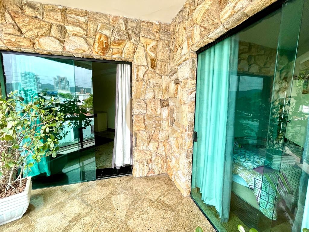 Casa em alvenaria GUARUJÁ - SP