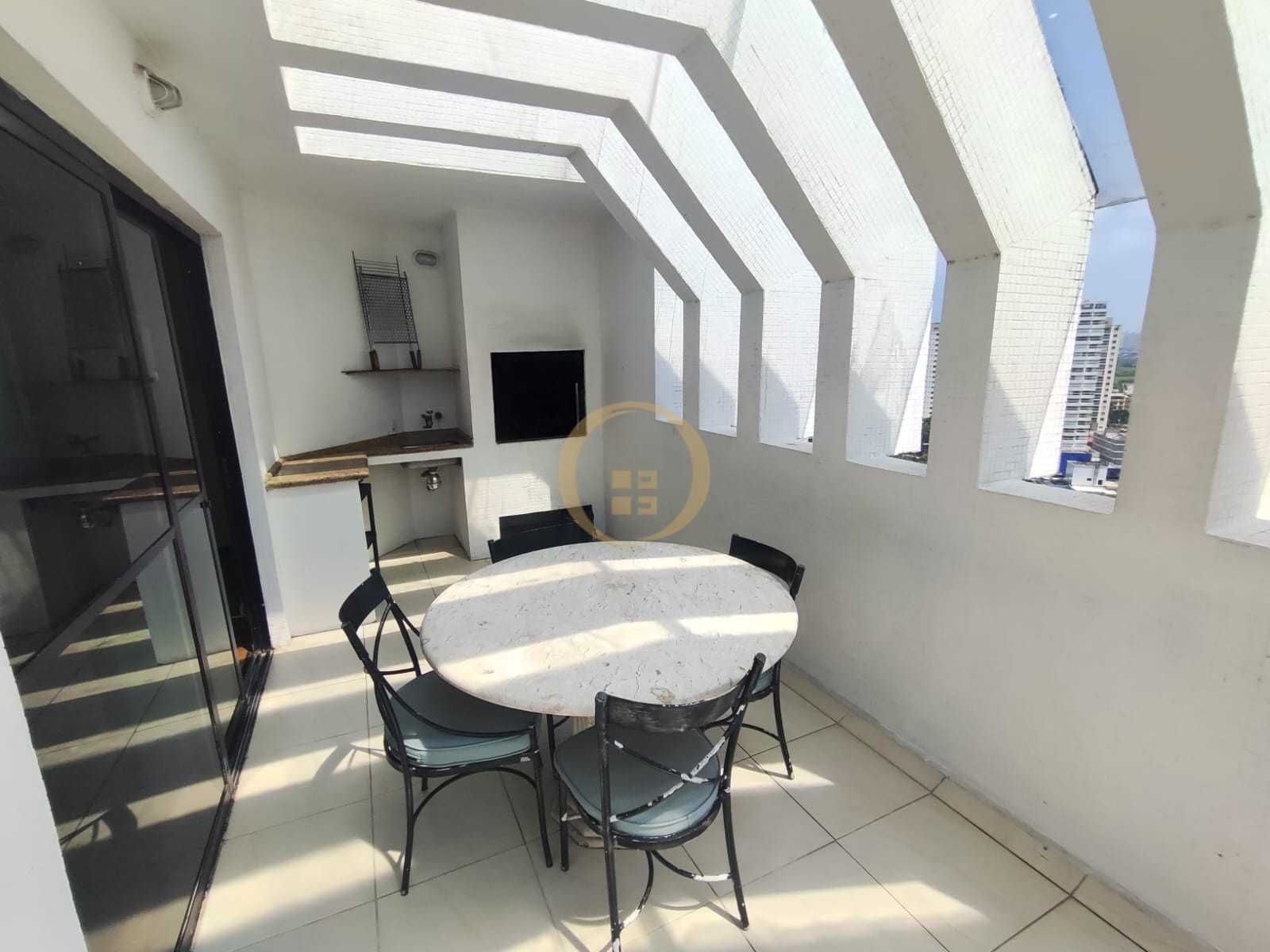 Apartamento GUARUJÁ - SP