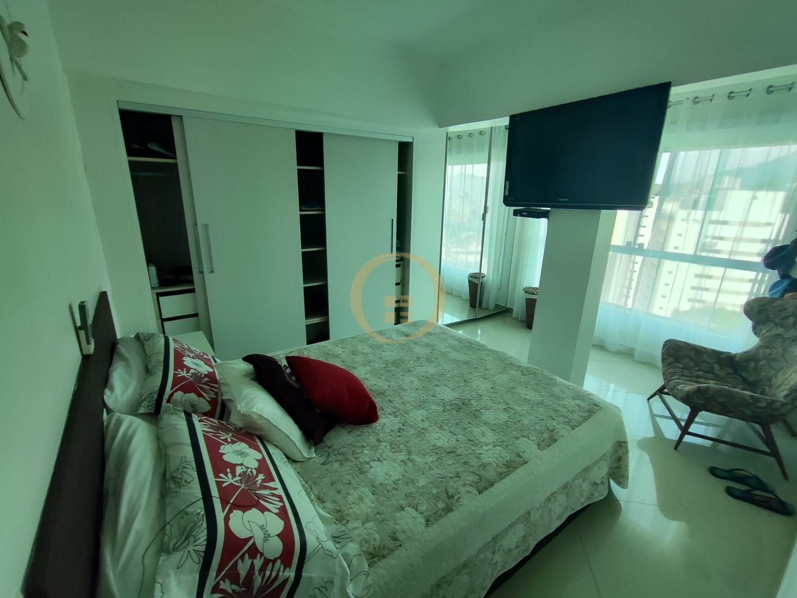 Apartamento GUARUJÁ - SP