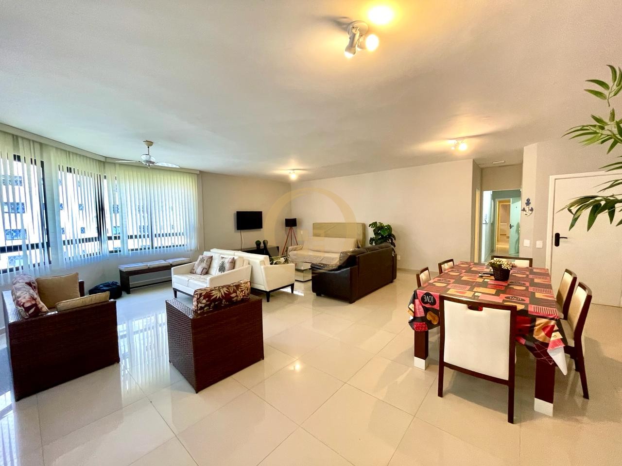 Apartamento GUARUJÁ - SP