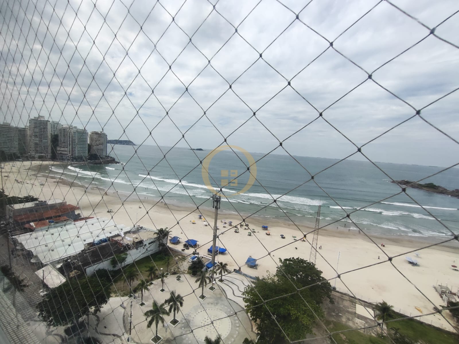 Apartamento Frente ao Mar nas Pitangueiras, Guarujá - SP