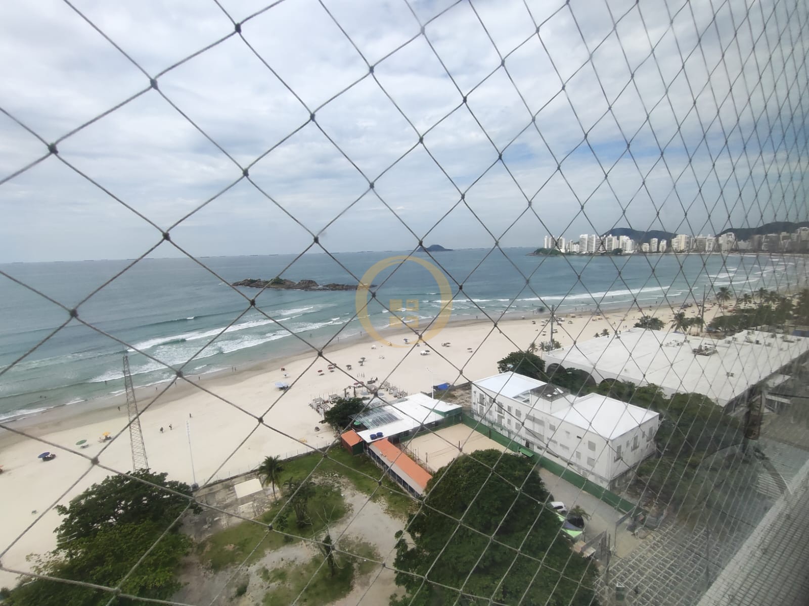 Apartamento Frente ao Mar nas Pitangueiras, Guarujá - SP