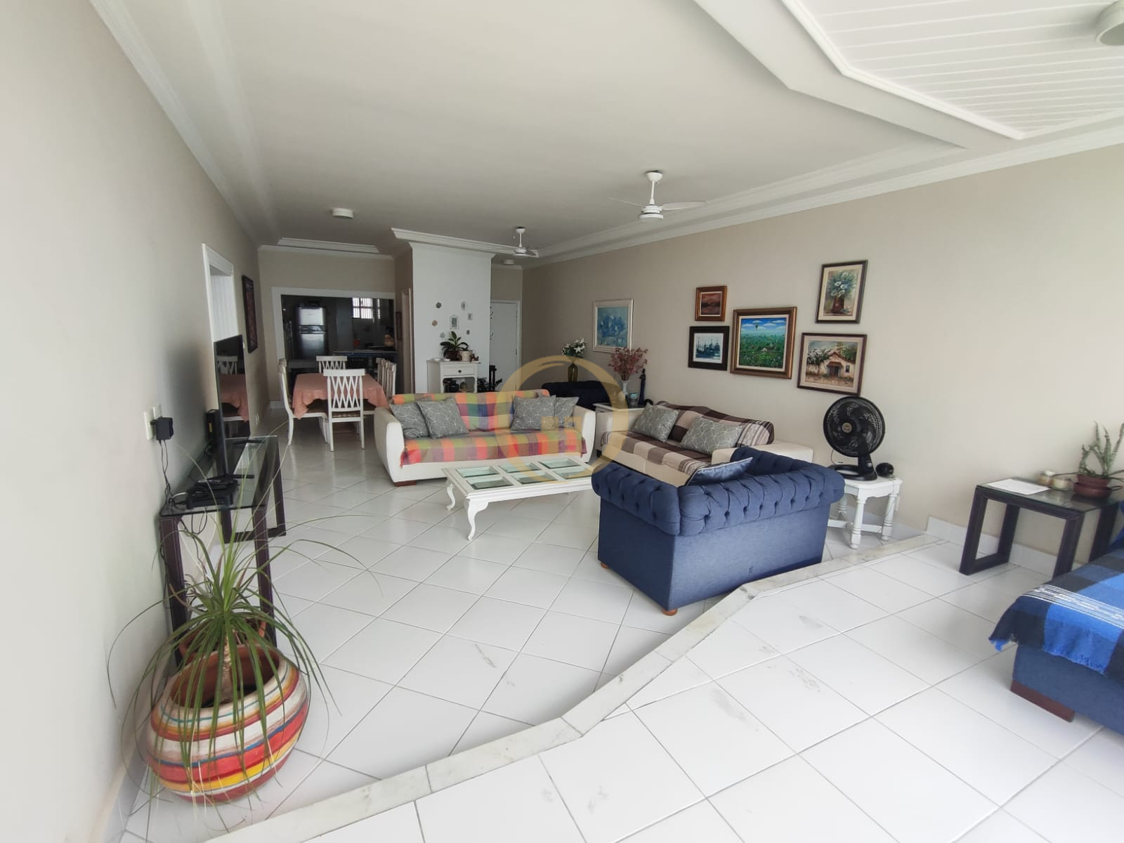 Apartamento Frente ao Mar nas Pitangueiras, Guarujá - SP