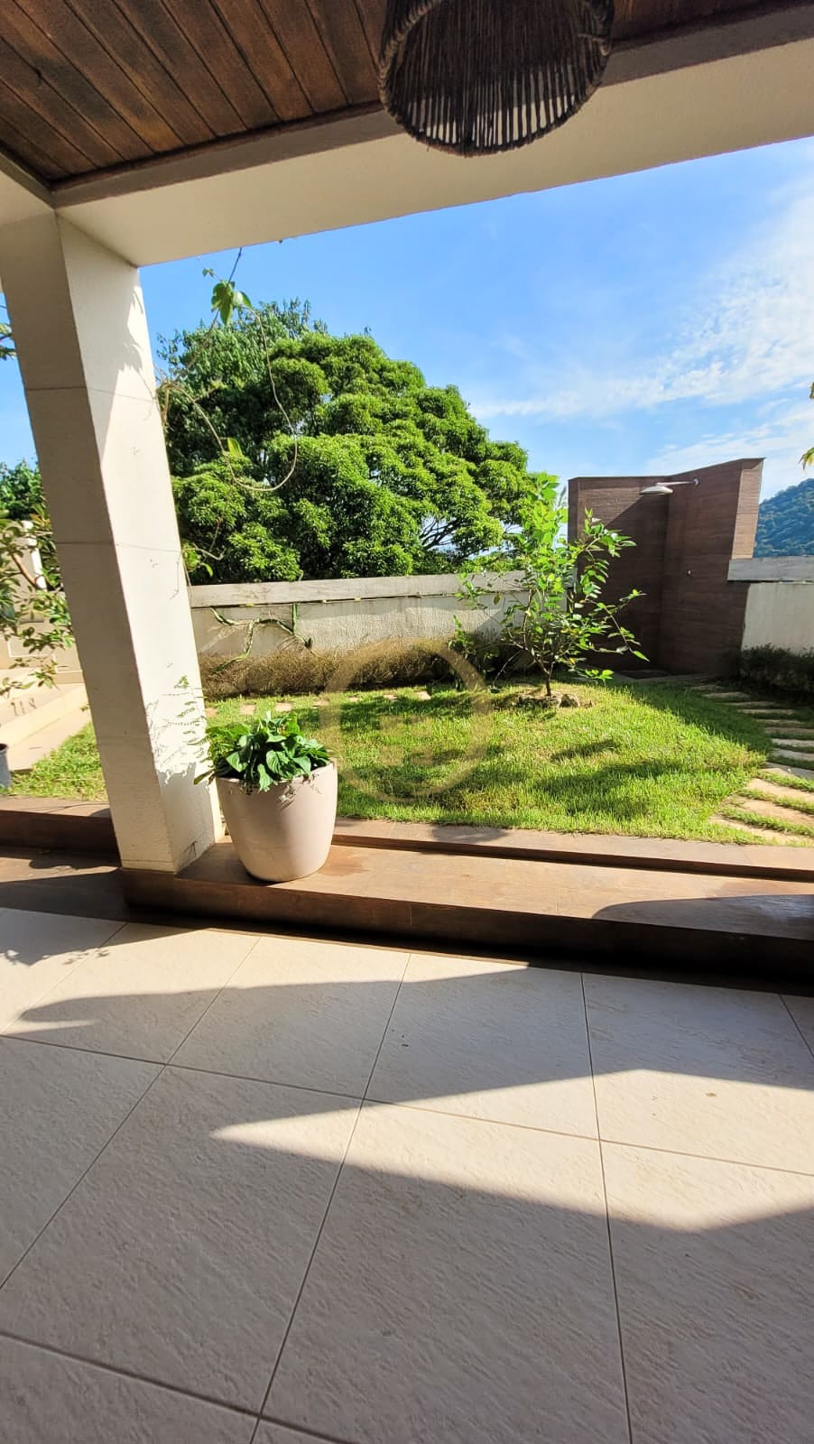 Casa em alvenaria GUARUJÁ - SP