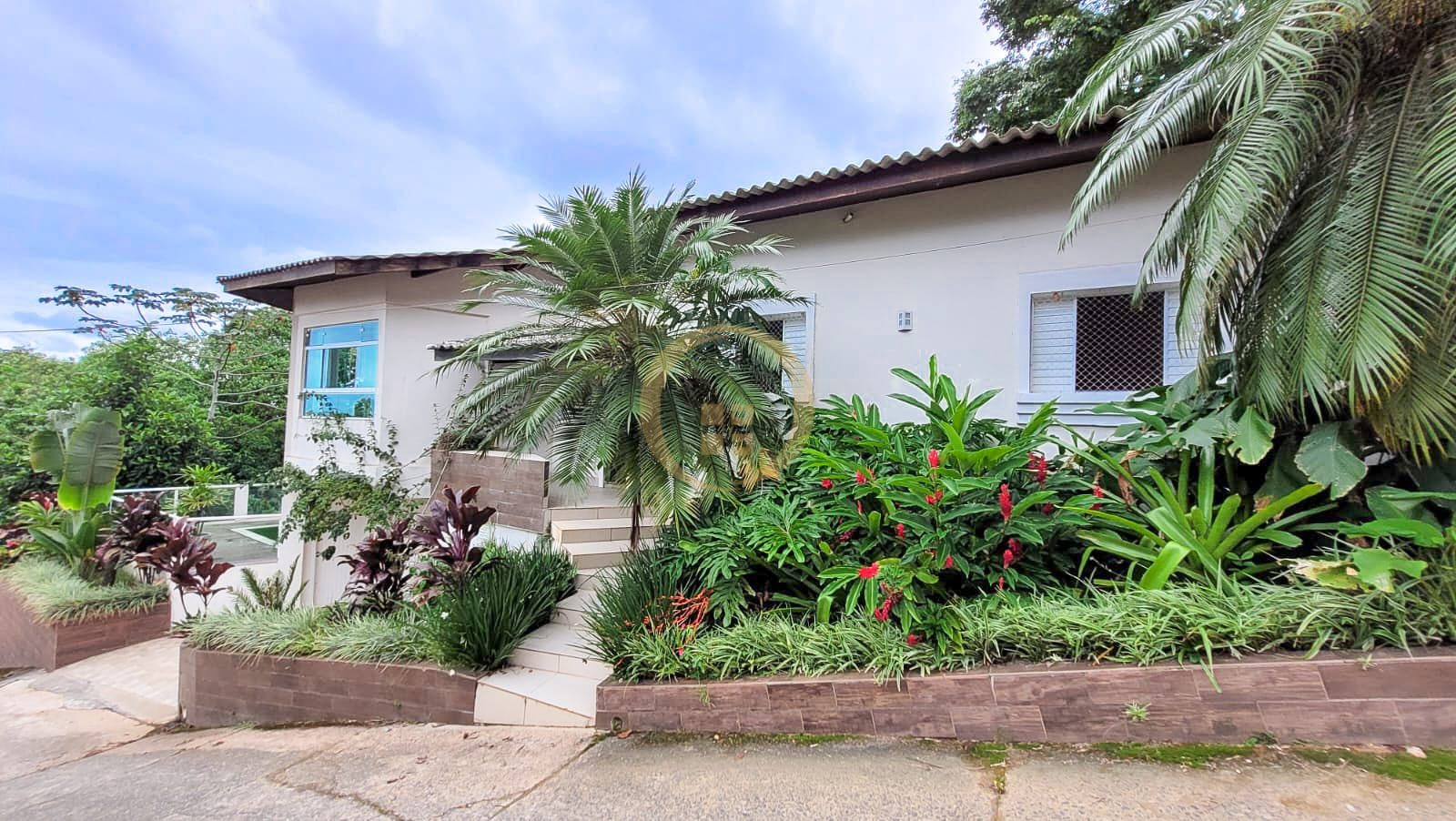 Casa em alvenaria GUARUJÁ - SP