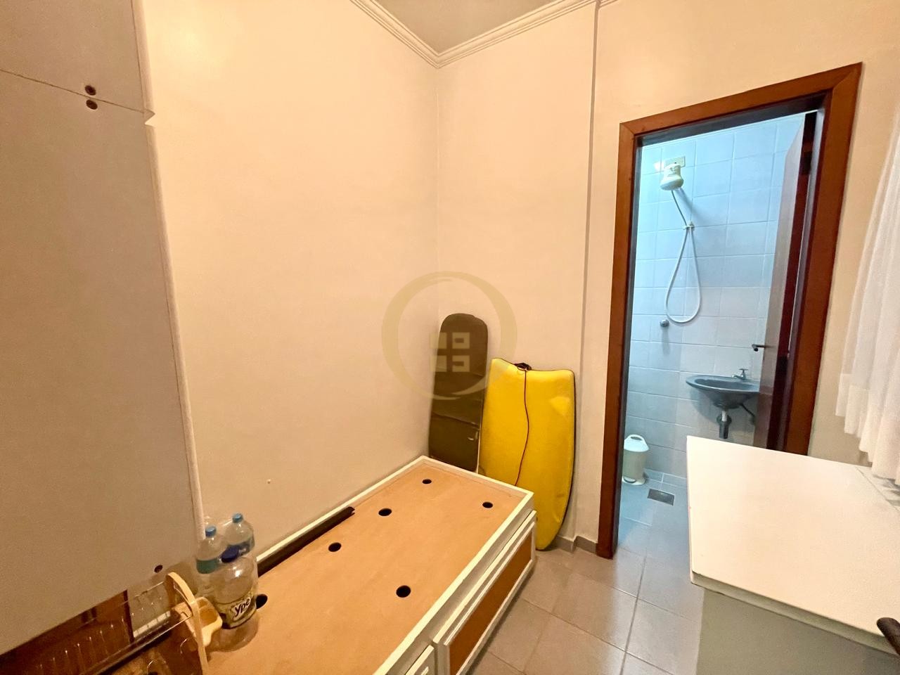 Apartamento na Praia da Enseada, Guarujá - SP