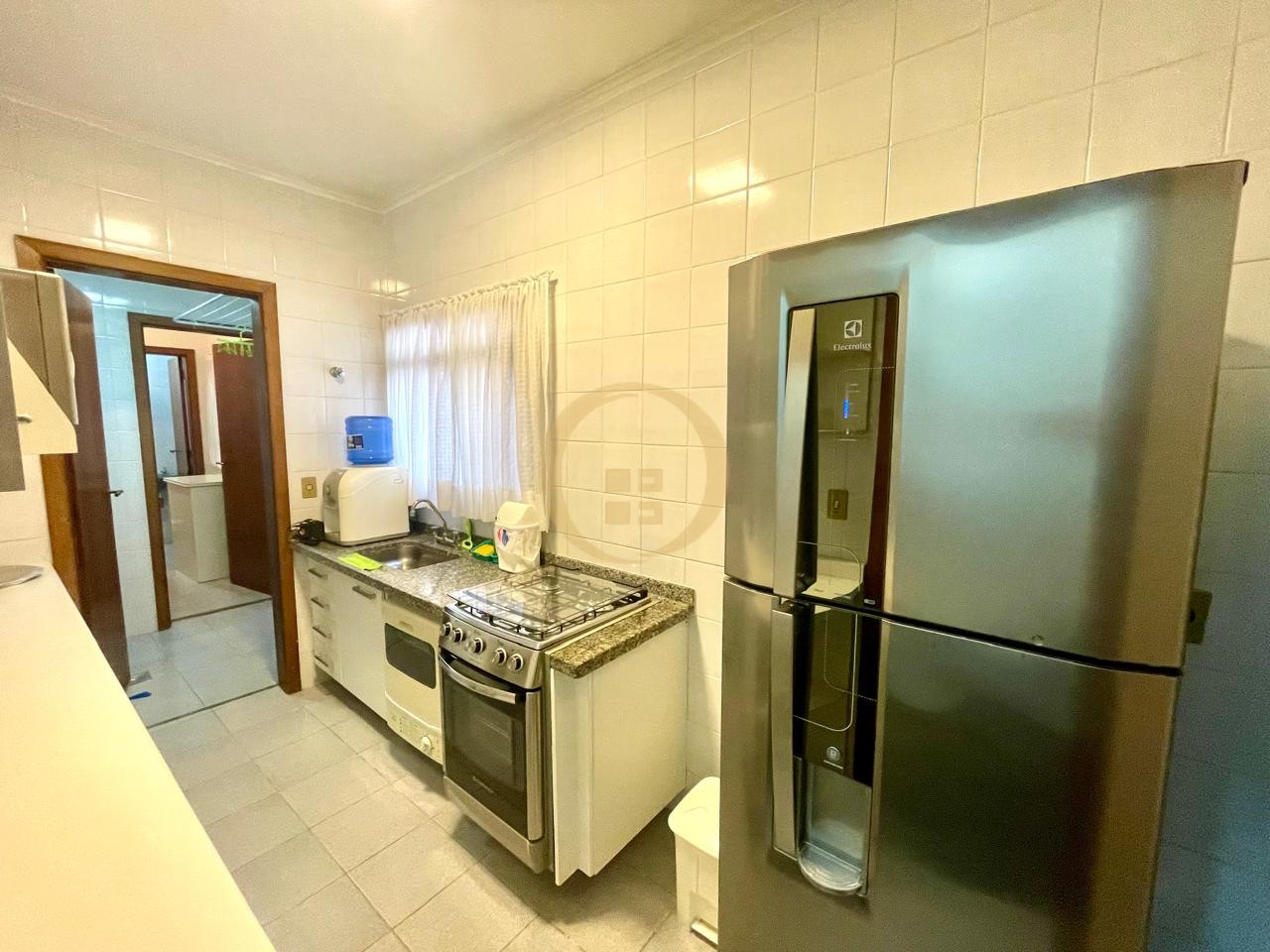 Apartamento na Praia da Enseada, Guarujá - SP