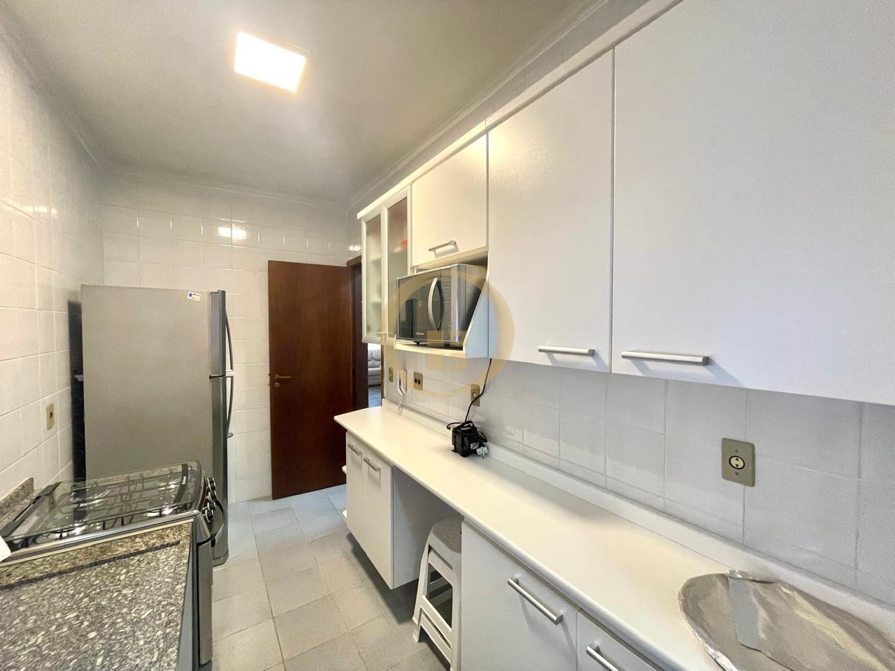 Apartamento na Praia da Enseada, Guarujá - SP
