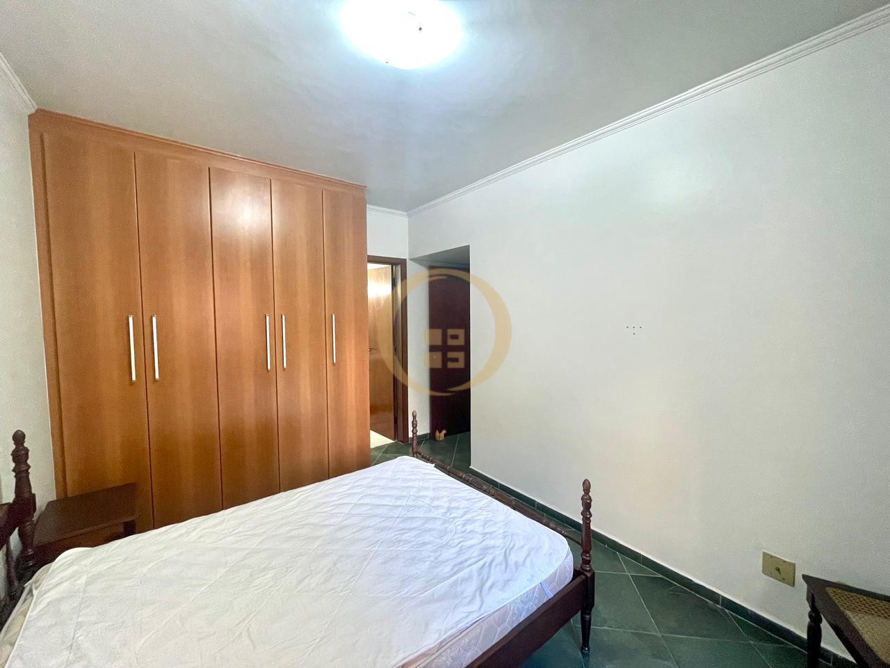 Apartamento na Praia da Enseada, Guarujá - SP
