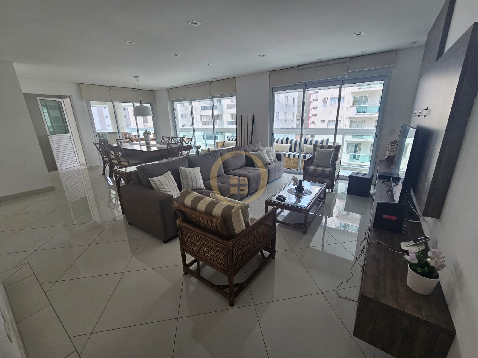 Apartamento GUARUJÁ - SP
