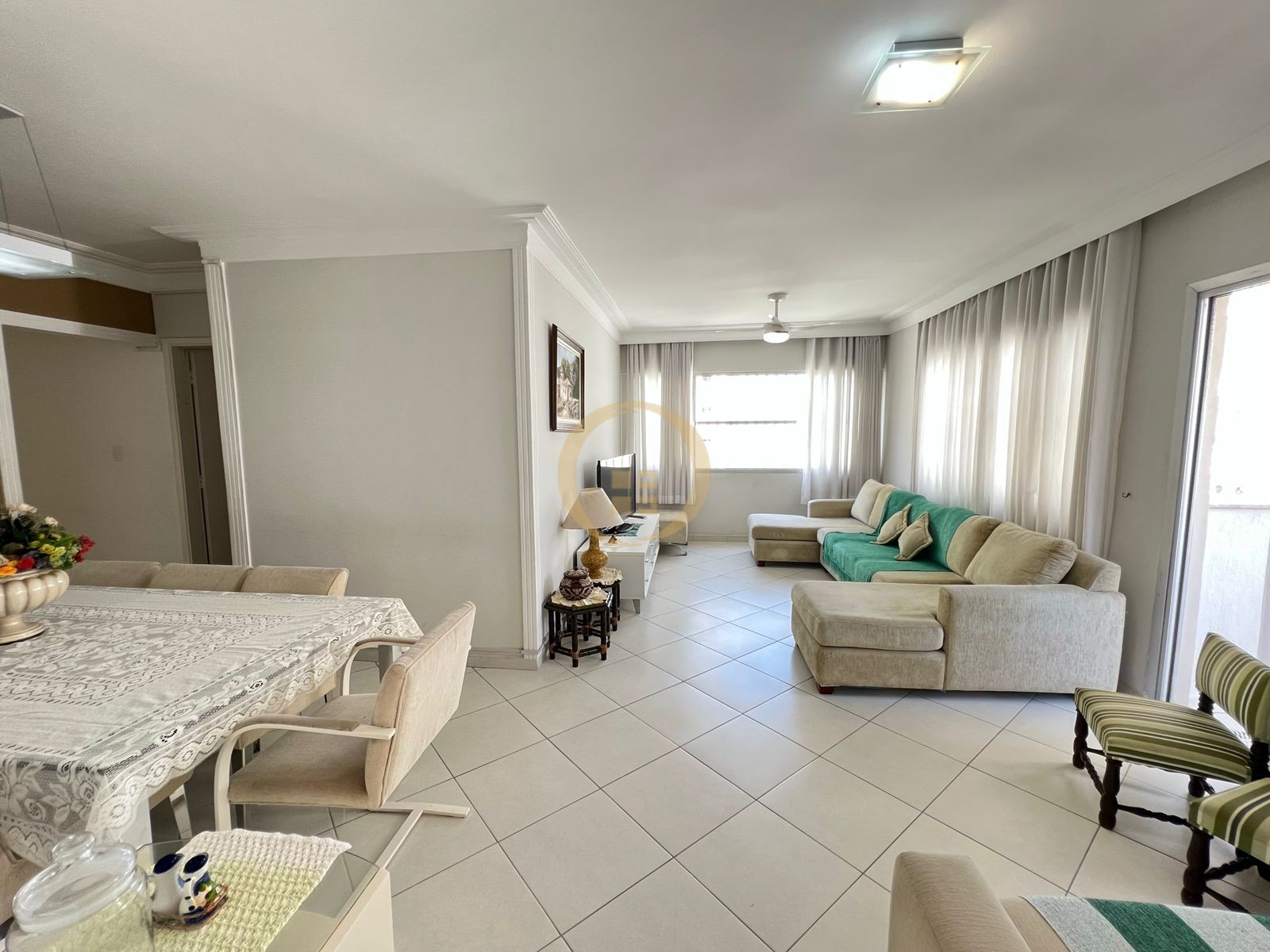 Apartamento GUARUJÁ - SP
