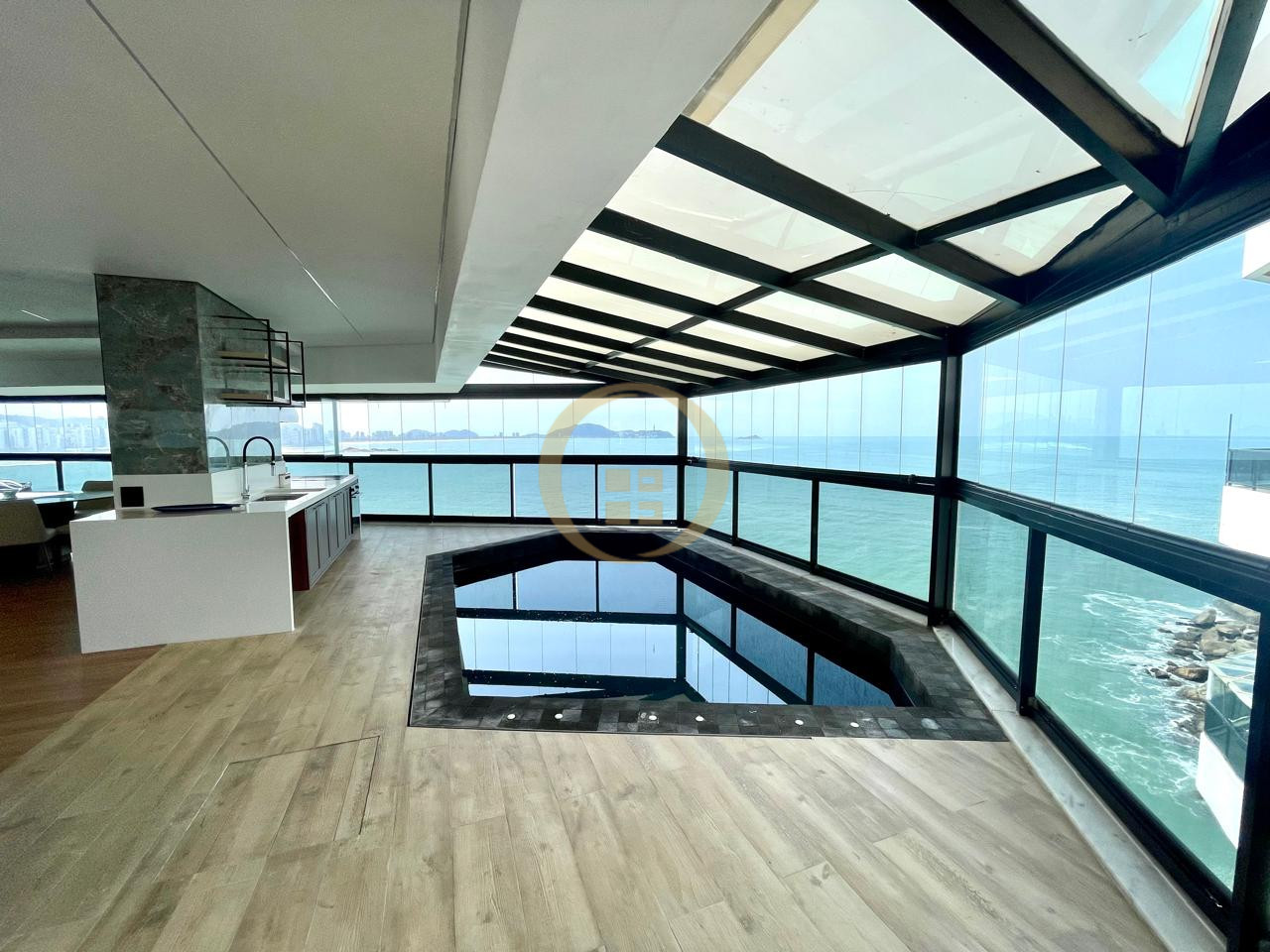 Apartamento GUARUJÁ - SP