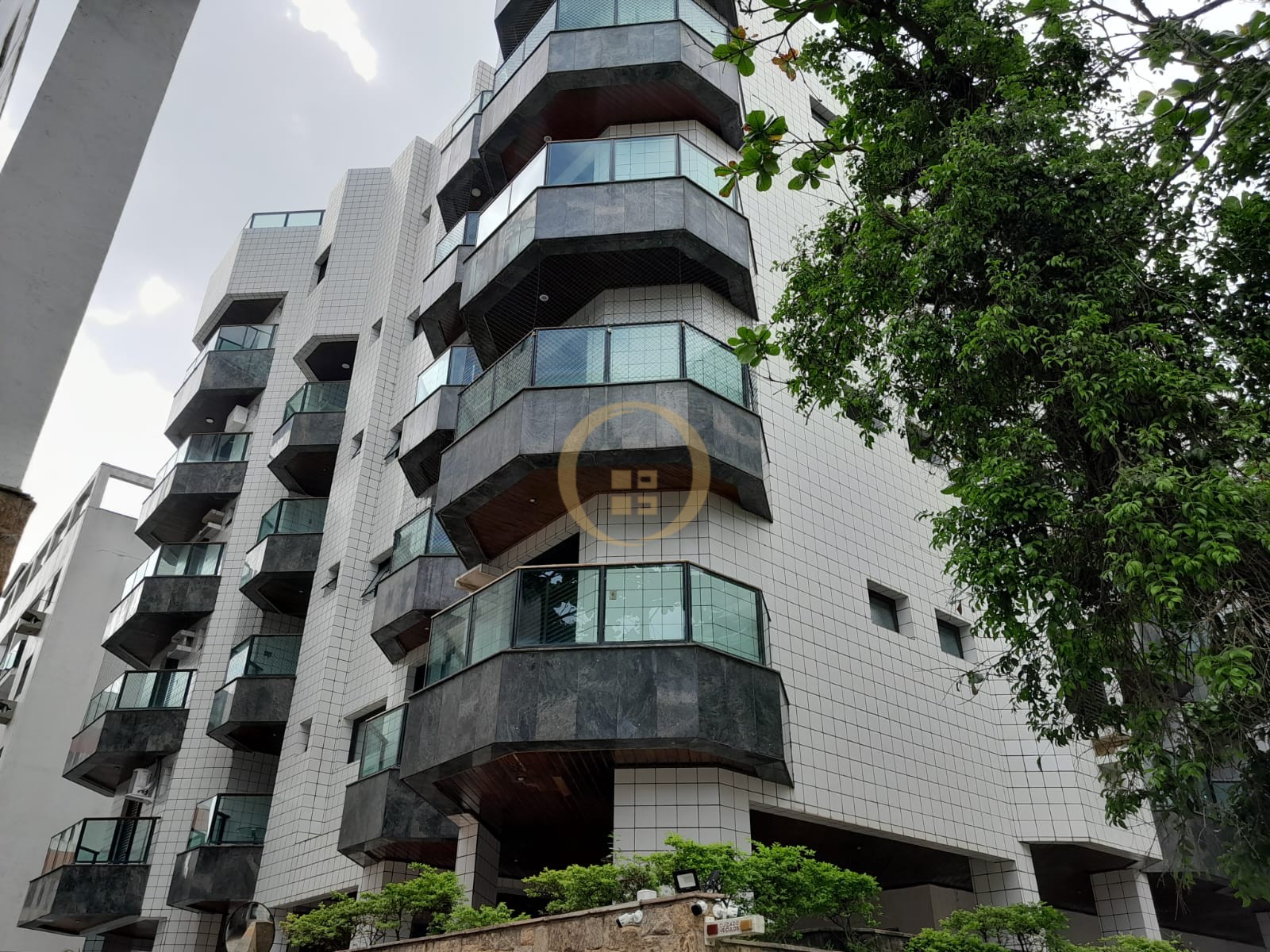 Apartamento na Praia da Enseada, Guarujá - SP