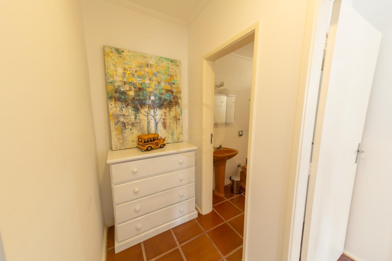 Apartamento na Praia da Enseada, Guarujá - SP