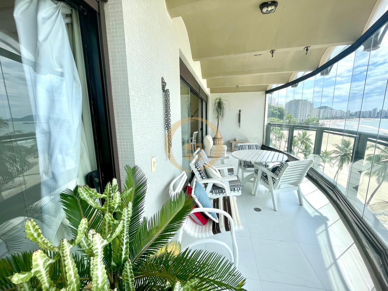 Apartamento GUARUJÁ - SP