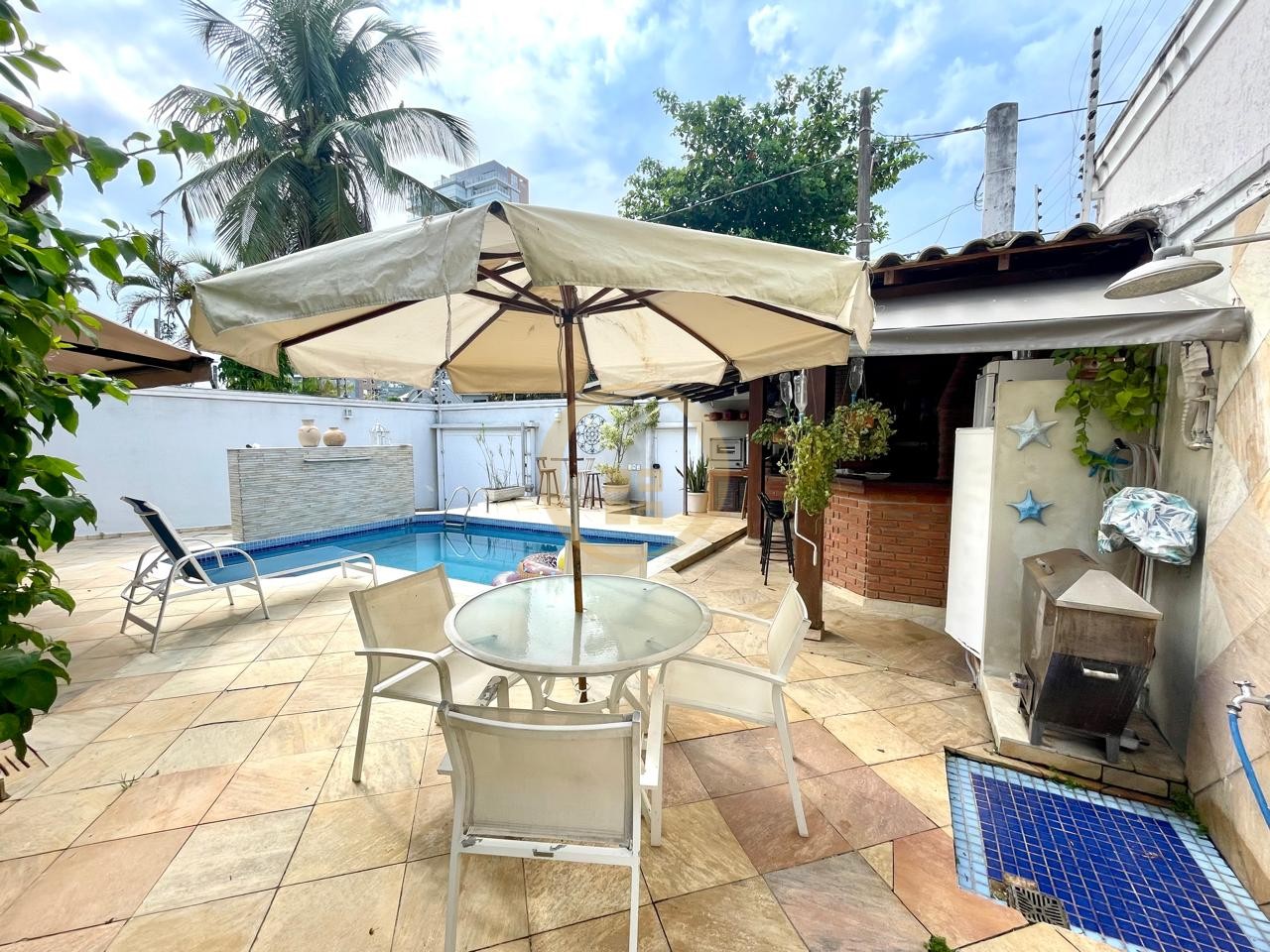 Casa em alvenaria GUARUJÁ - SP