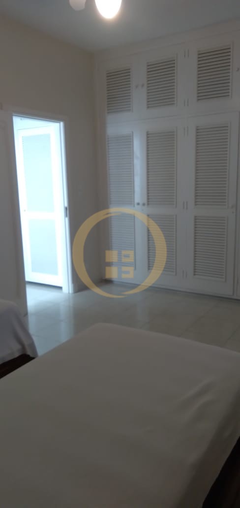 Apartamento Frente ao Mar nas Pitangueiras, Guarujá - SP
