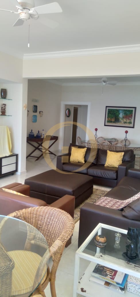 Apartamento Frente ao Mar nas Pitangueiras, Guarujá - SP