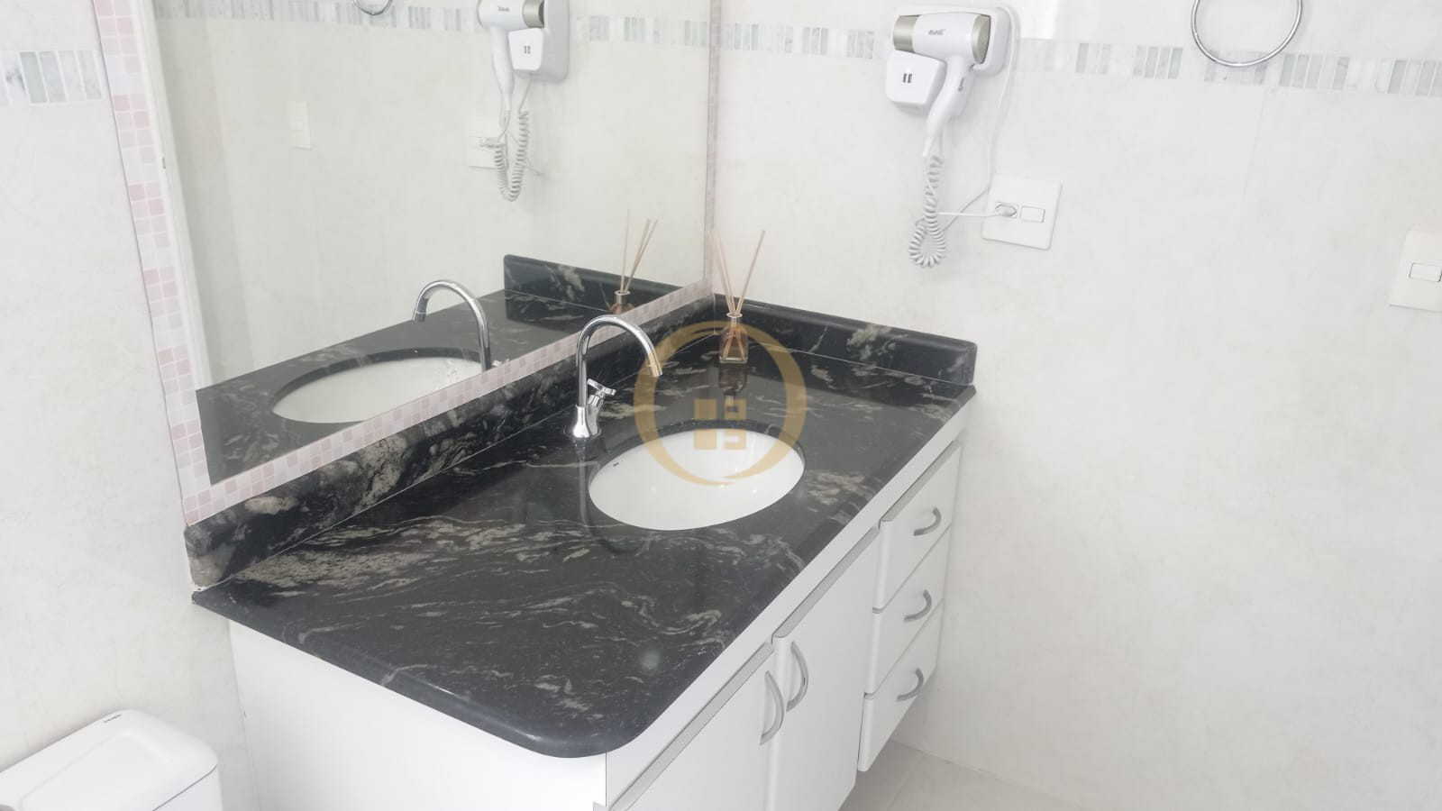 Apartamento GUARUJÁ - SP