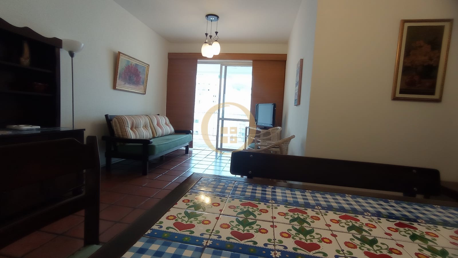 Apartamento na Praia das Pitangueiras, Guarujá - SP