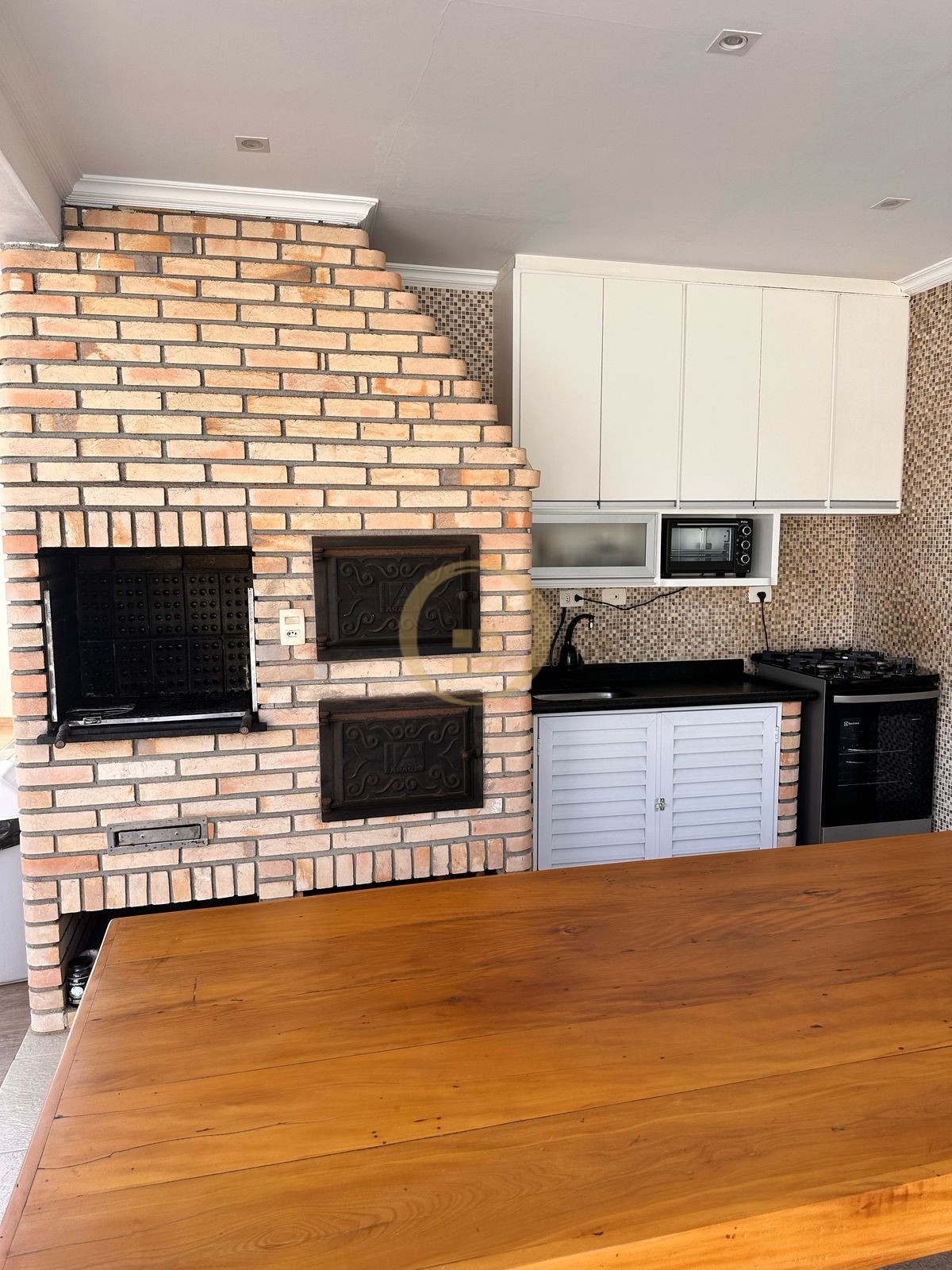 Casa à Venda Praia do Tombo - GUARUJÁ - SP
