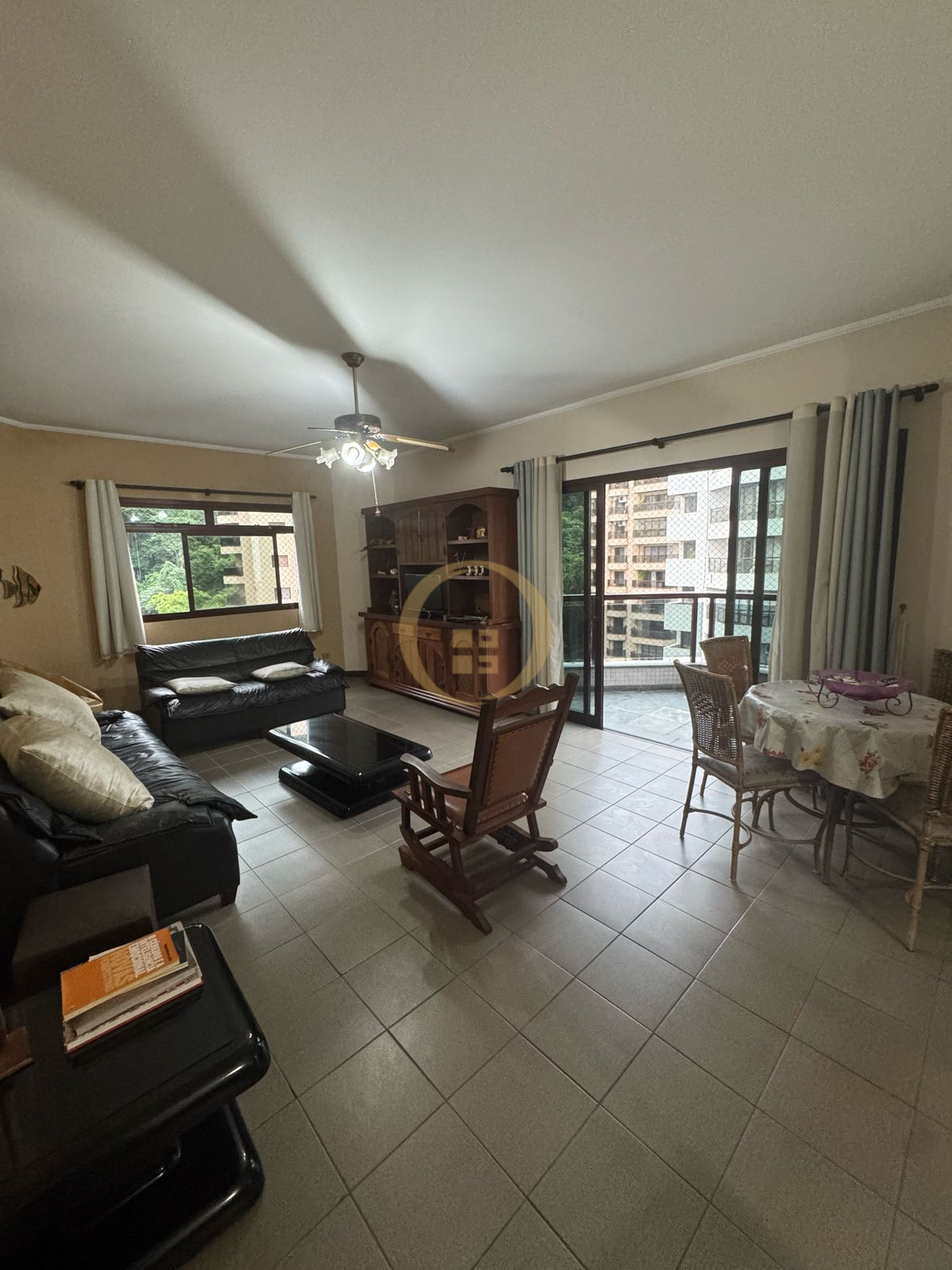 Apartamento GUARUJÁ - SP