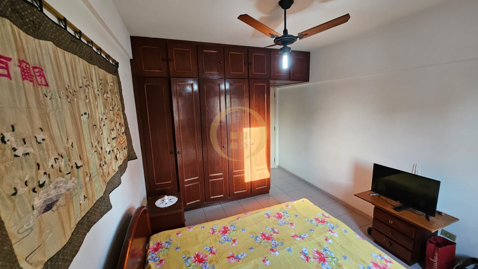 Apartamento na Praia das Astúrias, Guarujá - SP