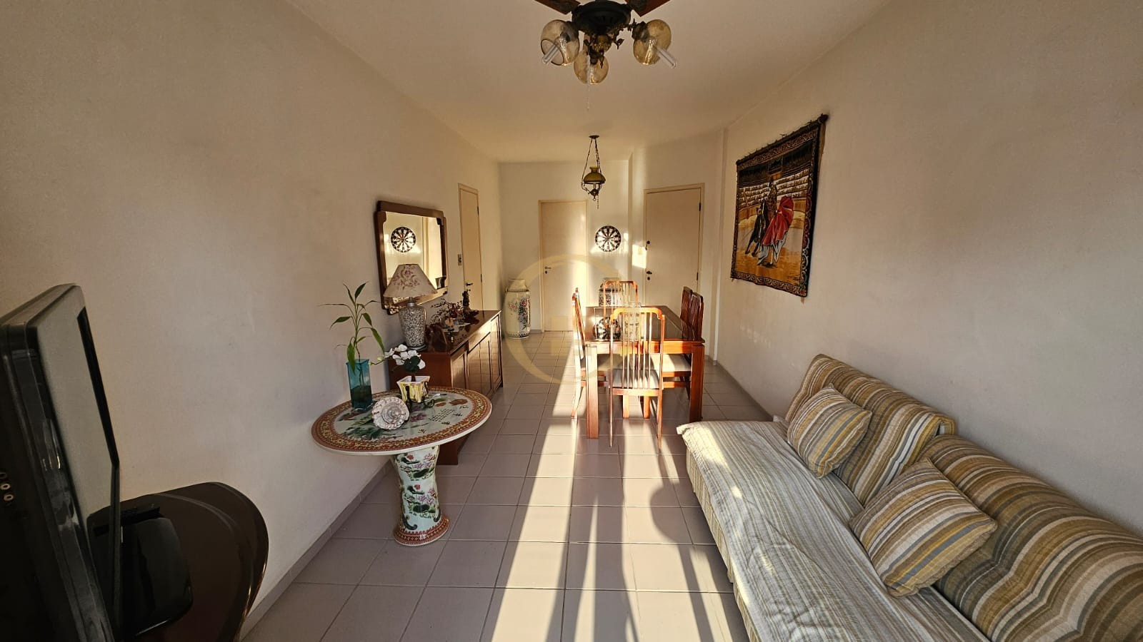Apartamento na Praia das Astúrias, Guarujá - SP