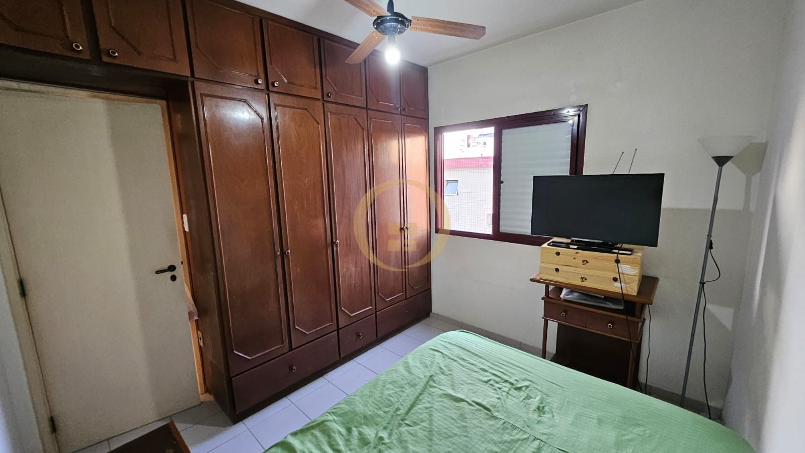 Apartamento na Praia das Astúrias, Guarujá - SP